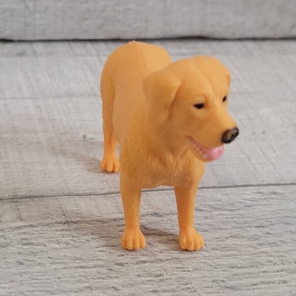 Vintage Tree House Kids  Yellow Labrador Retriever Figurine Toy Dog Model 1990s - Picture 3 of 8